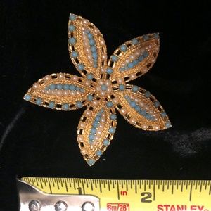 VINTAGE EMMONS FLOWER OR STARFISH BROOCH